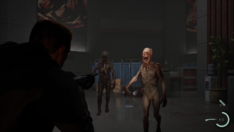 黑冰/The Black Ice在南极洲的一个神秘科学建筑群中，充满了恐怖和死亡的气氛