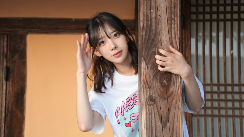 夏日美女：欧巴请和我恋爱吧！/Summer’s Heartbeat比盛夏更炽热的乡村浪漫，即将引爆！ 因债务所迫，你来到了乡村…… 催债的高利贷大姐头跟来了、跟初恋重逢了、还有傲娇的新任里长千金也出现了？！ 这个夏天，你的心会比冰淇淋融化得更快——究竟会和谁擦出火花？版本介绍Build.22429966|模拟经营|容量39.7GB|官方中文版#模拟经营 #模拟 #角色扮演 #冒险 #热门大作百度网盘下载    夸克网盘下载夏日美女：欧巴请和我恋爱吧！/Summer’s Heartbeat比盛夏更炽热的乡村浪漫，即将引爆！ 因债务所迫，你来到了乡村…… 催债的高利贷大姐头跟来了、跟初恋重逢了、还有傲娇的新任里长千金也出现了？！ 这个夏天，你的心会比冰淇淋融化得更快——究竟会和谁擦出火花？版本介绍Build.22429966|模拟经营|容量39.7GB|官方中文版#模拟经营 #模拟 #角色扮演 #冒险 #热门大作百度网盘下载    夸克网盘下载