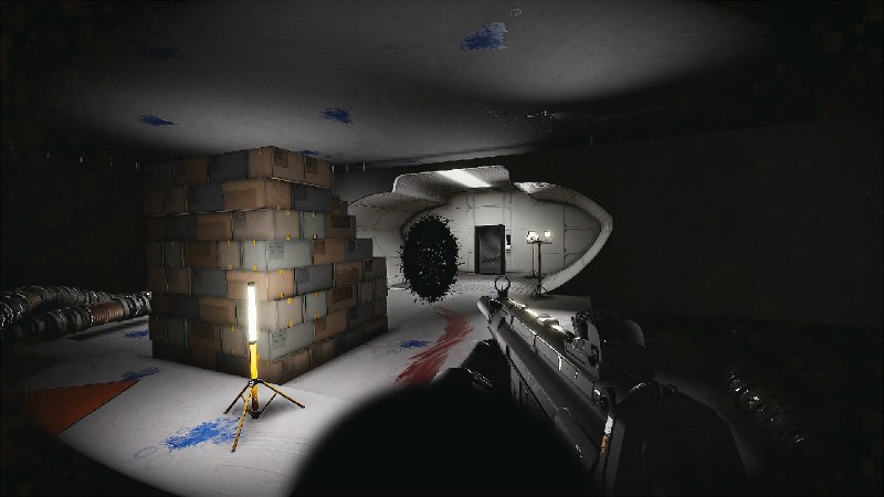 SCP：绝密事件/SCP: EVENT CLASSIFIEDSCP: EVENT CLASSIFIED 是一款多人恐怖射击游戏，玩家可以扮演士兵、囚犯、科学家，甚至是怪物，并在这个多达120名玩家的神秘设施中与其他玩家殊死一搏或合作生存